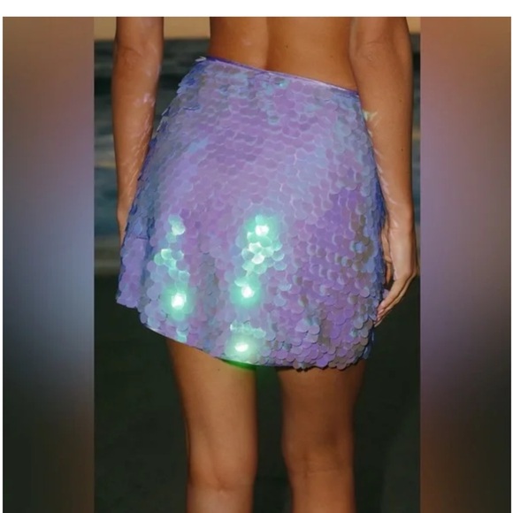 Anthropologie Iridescent Purple and Green Mini Skirt - Picture 2 of 7